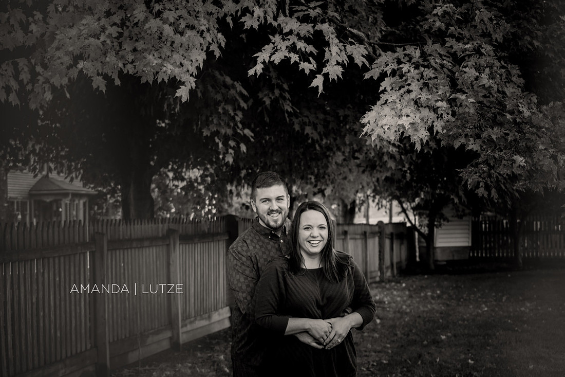 OliviaMatt (226 of 400)bwweb