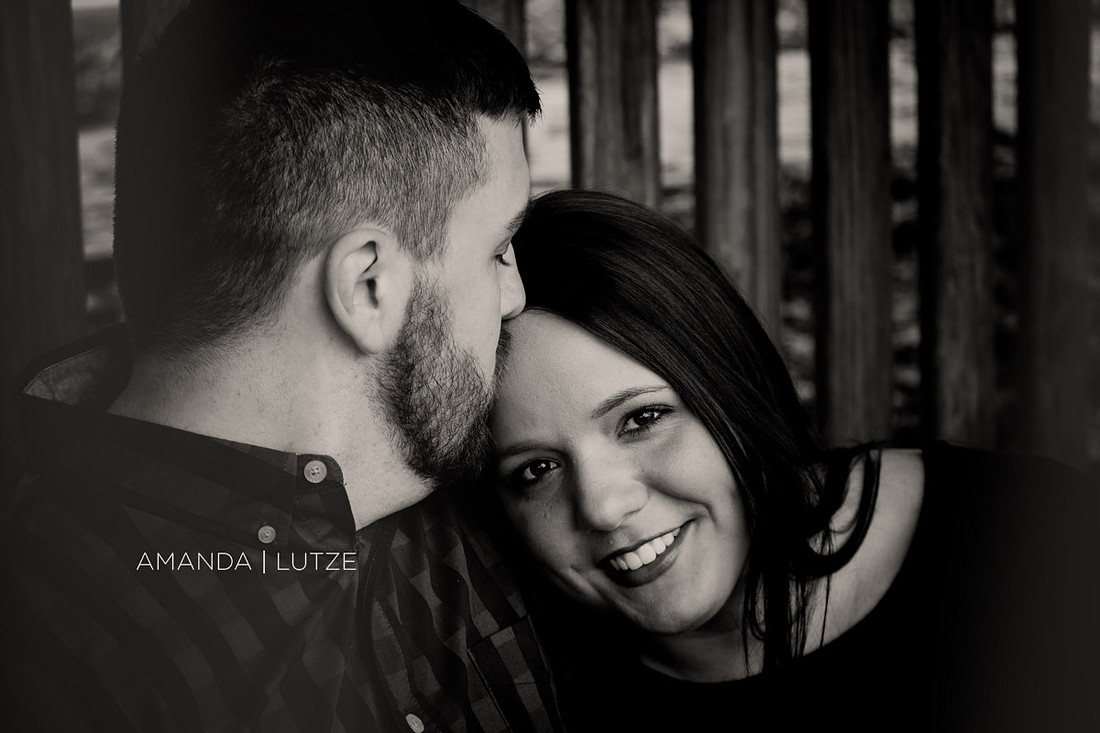 OliviaMatt (256 of 400)bwweb