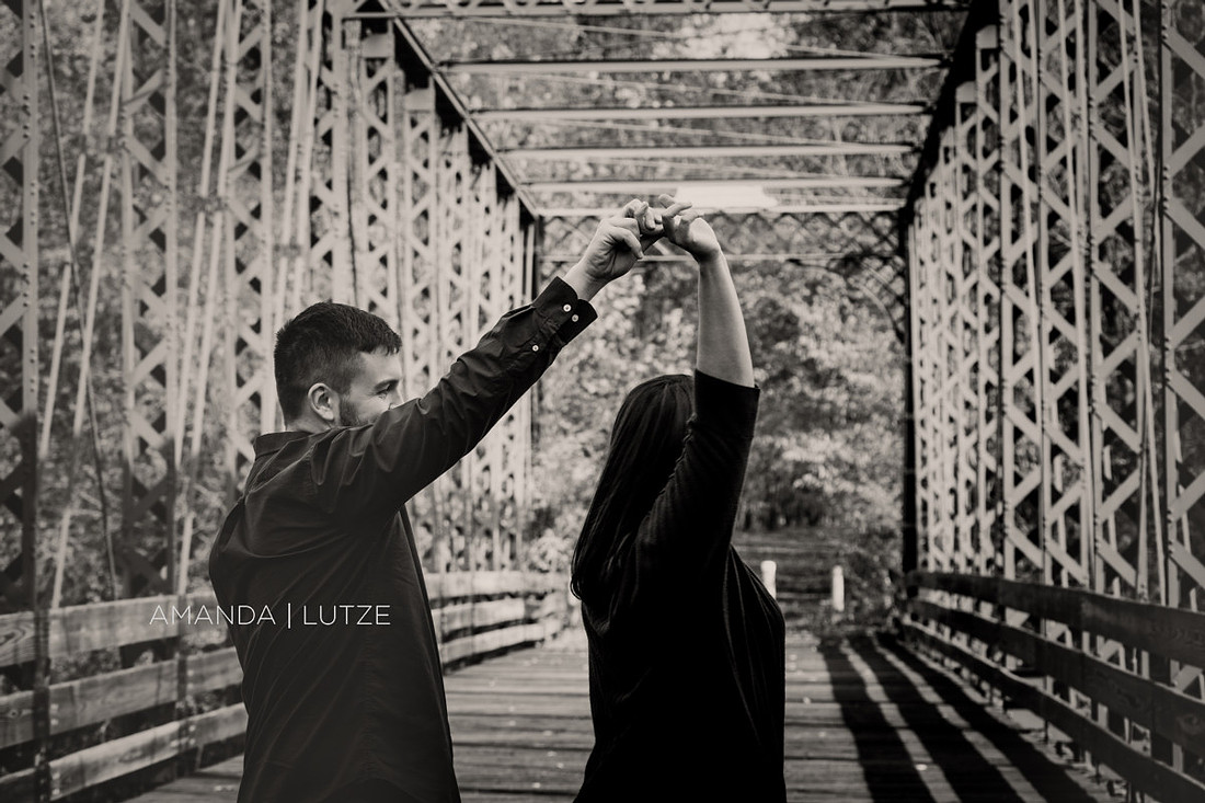 OliviaMatt (292 of 400)bwweb