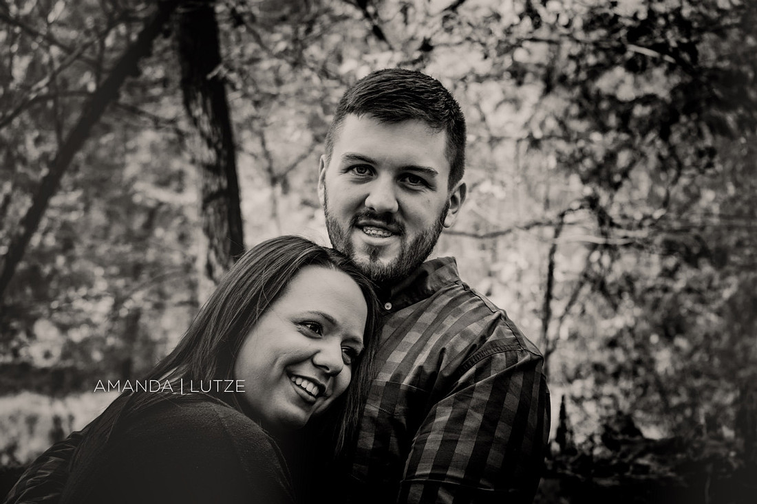 OliviaMatt (330 of 400)bwweb