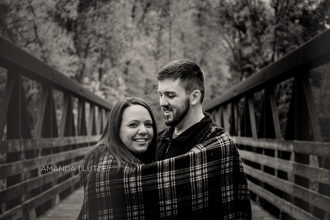 OliviaMatt (389 of 400)bwweb